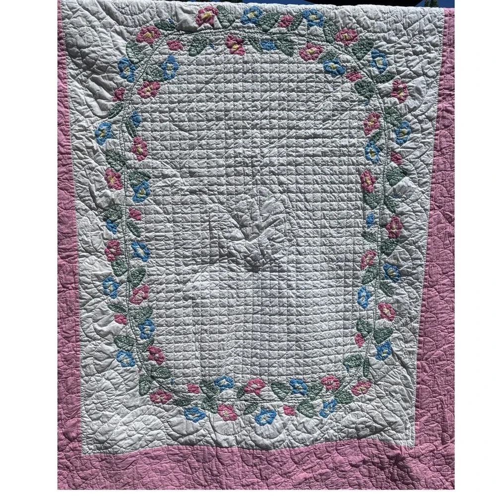 Vintage Cottagecore Floral Wreath Quilt Pink Morning Glory Farmhouse Full/Double